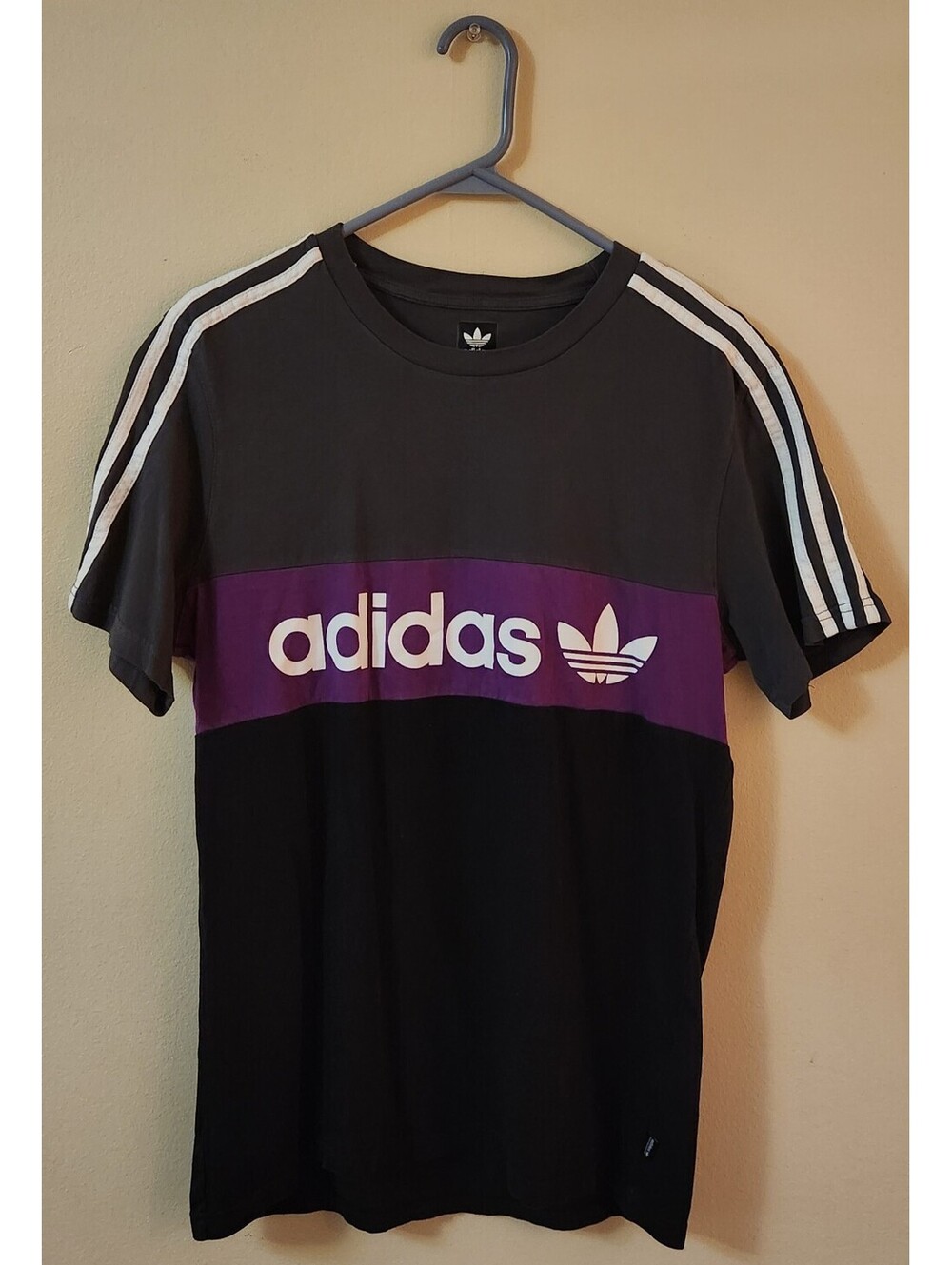 Adidas Skateboarding T-Shirt Men's Medium Black Purple Trefoil Graphic Tee
